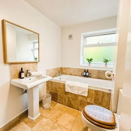 Oasis Split Level Flat In Zone 1 Apartment London Exterior photo