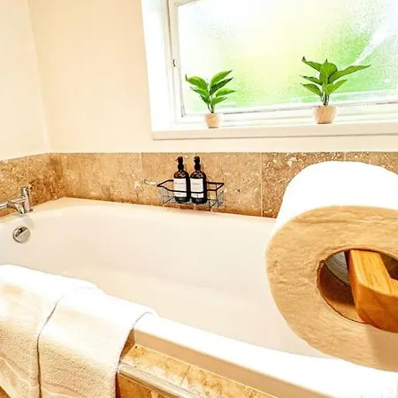 Oasis Split Level Flat In Zone 1 Apartment London Exterior photo